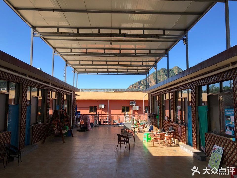 > 蓟县八仙山附近农家院