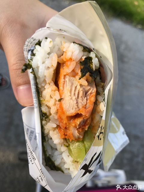 奥尔良鸡腿大口饭团图片