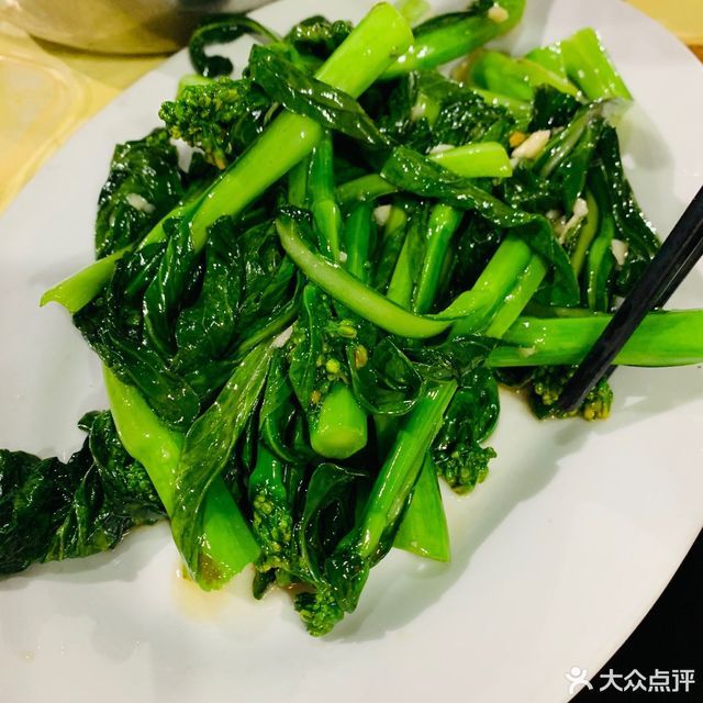 推荐菜:标签:快餐餐饮二桥食店位于中山市四埒涌路与仁兴街交叉路口