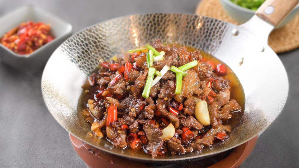 铁锅生炒牛肉