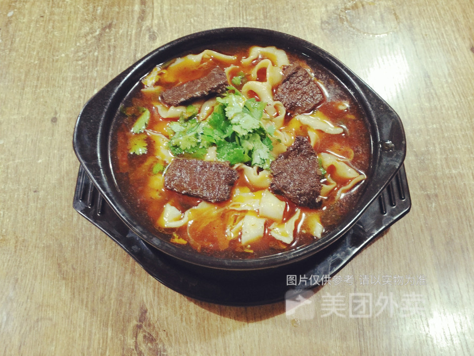 蜀王砂锅北大街小吃街店