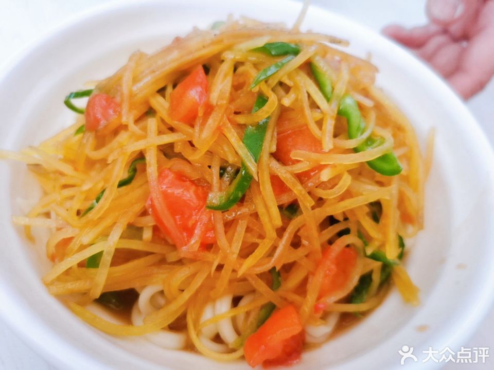 清炒土豆丝盖面图片