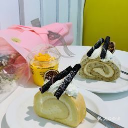 愚小黄emoji快活水