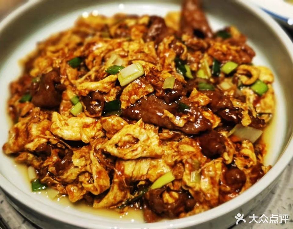 精品烤鸭推荐菜:紫光园(西三旗店)位于北京市海淀区新都路轮胎厂西侧