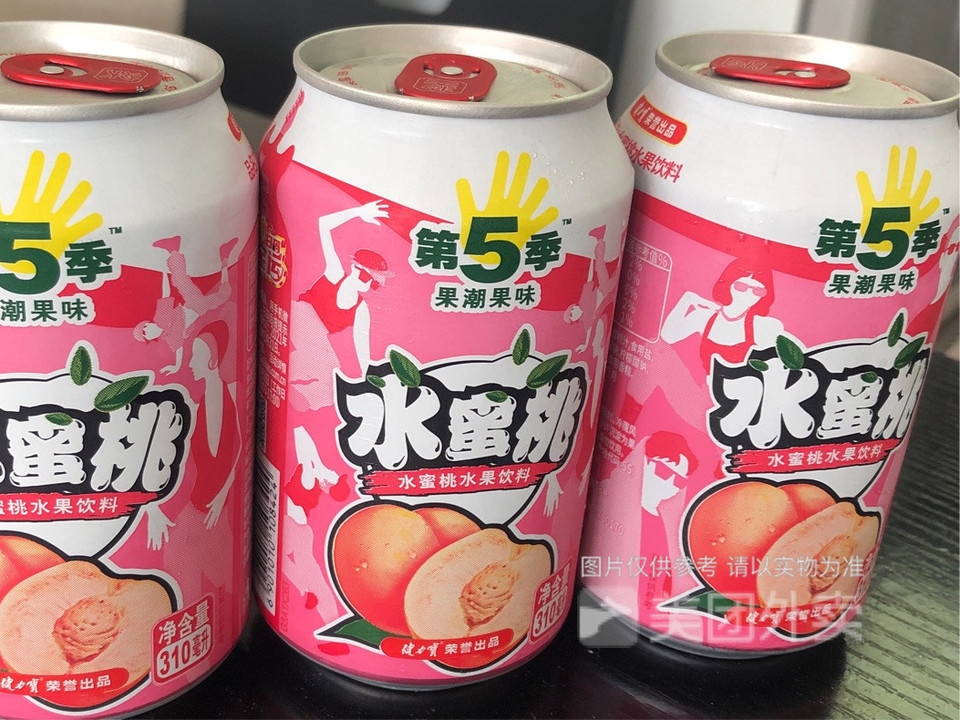 水蜜桃水果饮料图片