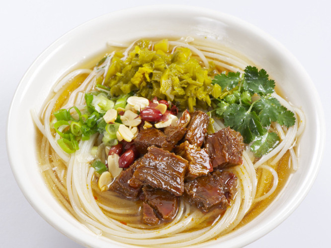 亮哥津市牛肉粉