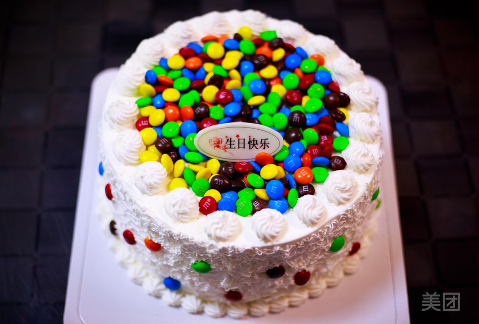 豆彩虹多层蛋糕图片