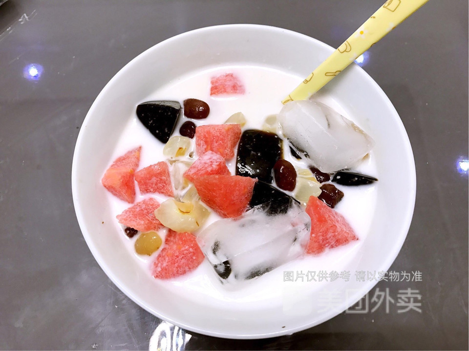 椰奶清补凉图片