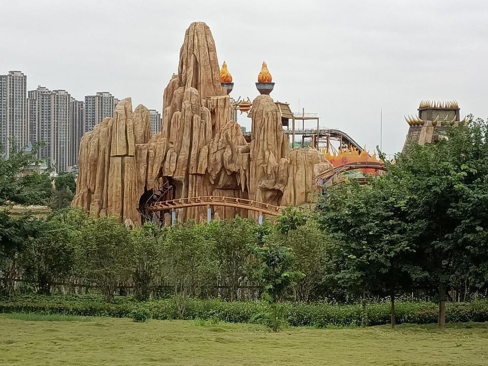 怎么去,怎么走,在哪,在哪里,在哪儿):柳州市城中区学院路电话:羊角山