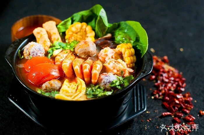 杨胖子砂锅麻辣烫(金轮店)