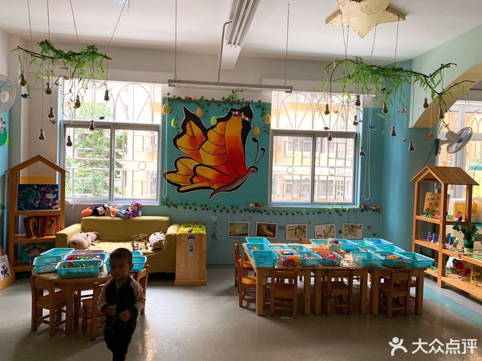 马荣国际幼儿园学费图片