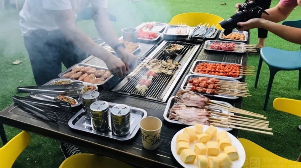 荷花塘烧烤乐园新沙岛店