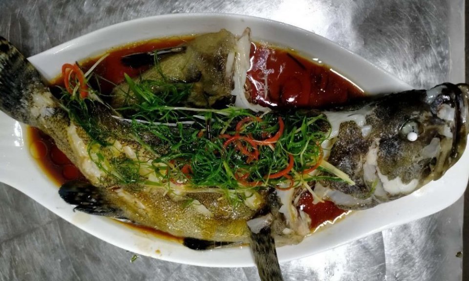 推荐菜:潭门港浩得小海鲜位于琼海市潭门镇富港街港尾188号