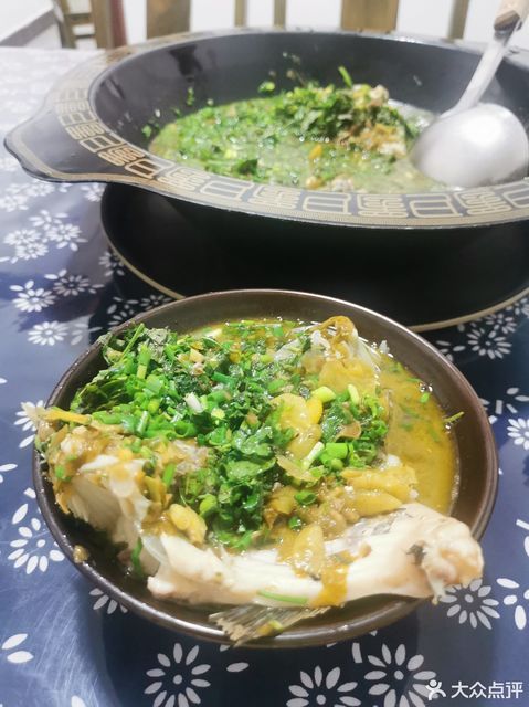 在哪,在哪里,在哪儿):乐山市夹江县漹城街道王水井街48号马村鱼头