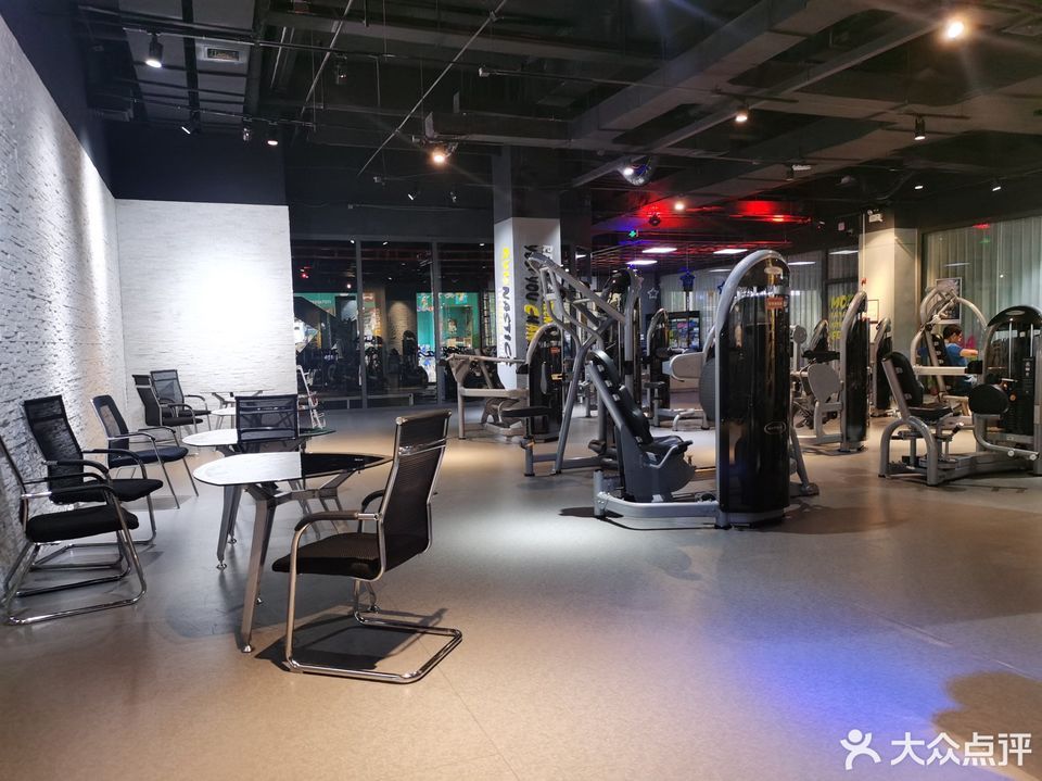 潮庭健身(九号线广场店)