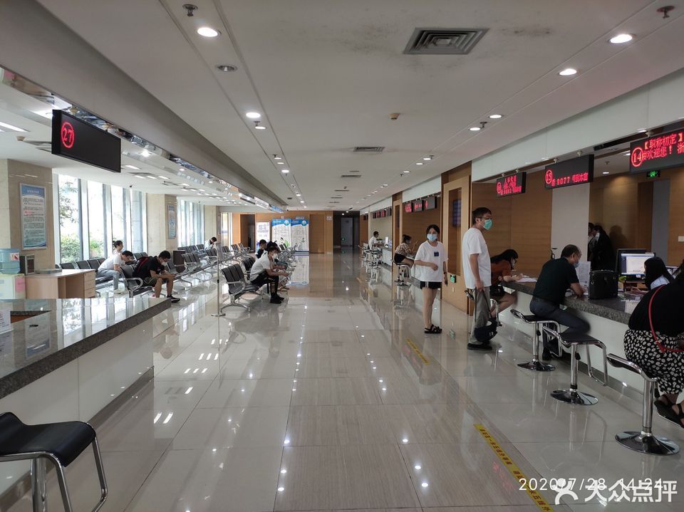 在哪,在哪里,在哪儿):杭州市西湖区古翠路50号电话:高新人才市场地址