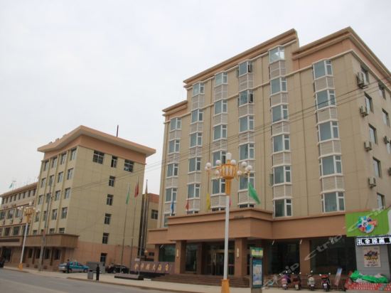                    会师楼大酒店