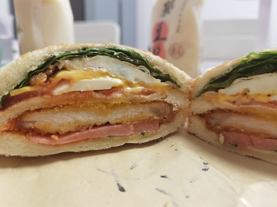 香煎猪排三明治图片