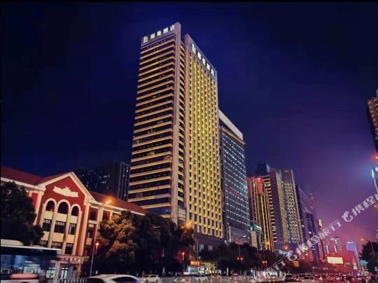 长沙ifs国金中心酒店