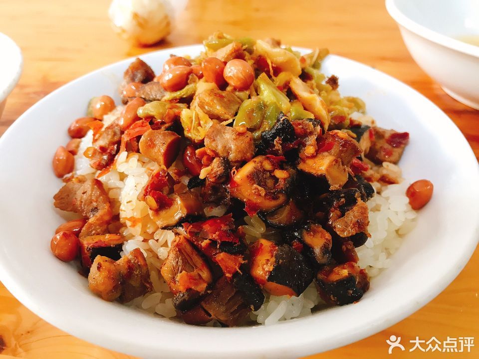 辣鸡糯米饭图片