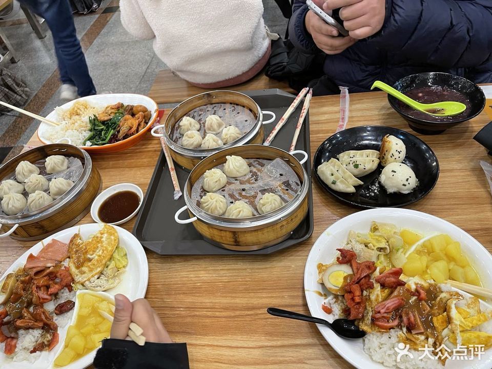 江苏理工学院餐厅