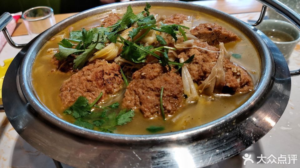 餐馆 > 王掌柜新农村(凤凰城店)雪绵豆沙 分类:餐馆;餐饮;中餐;东北菜