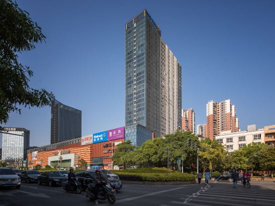 丽枫酒店(河源万隆城店)