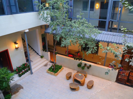 开封客来轩民宿