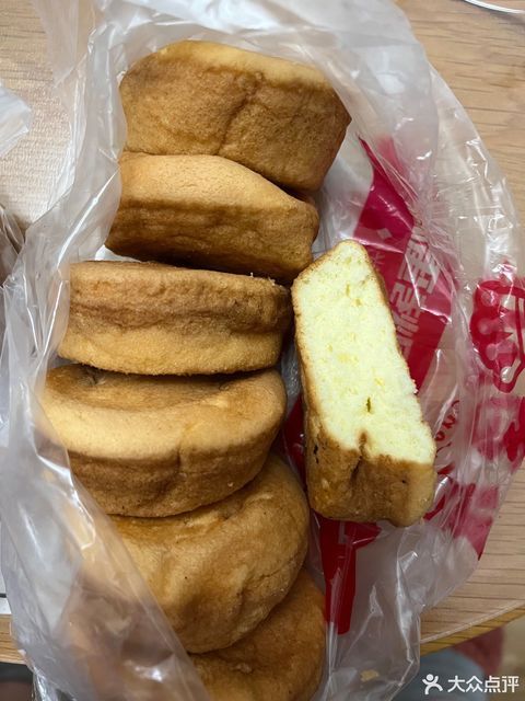 南京市 餐饮服务 餐馆 > 老香港推荐菜:分类:餐馆;中餐;蛋糕店;面包店