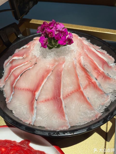 手切雪花牛肉鱼跃龙门鲜鱼片自制羊排卷分类:餐馆;中餐;餐饮;火锅;小