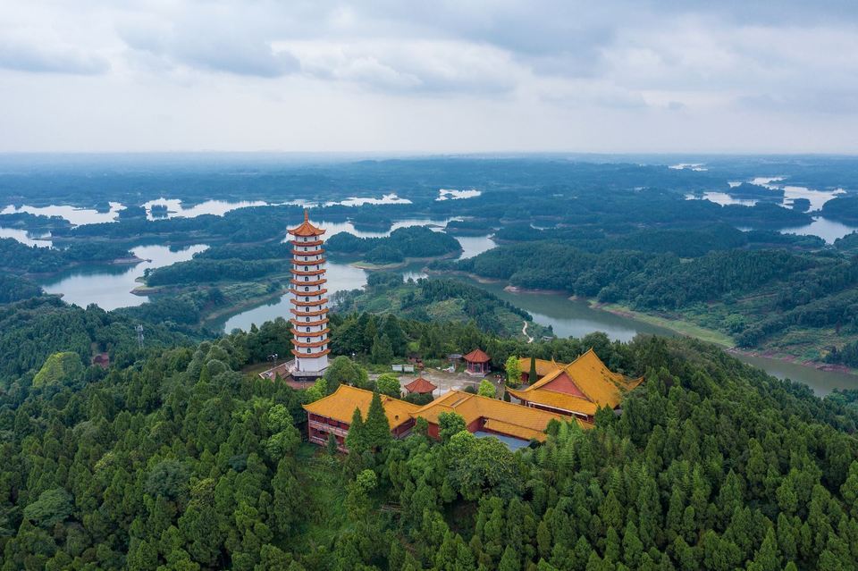 > 仁寿黑龙滩风景区