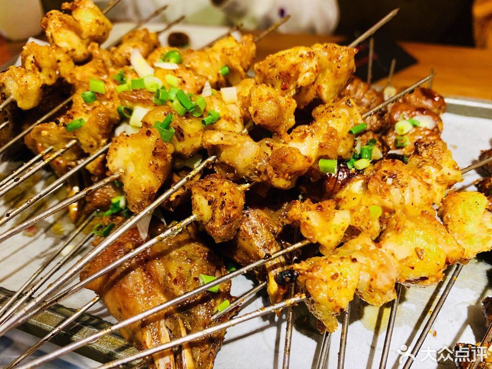 叁叁零鹤岗小串金都杭城店