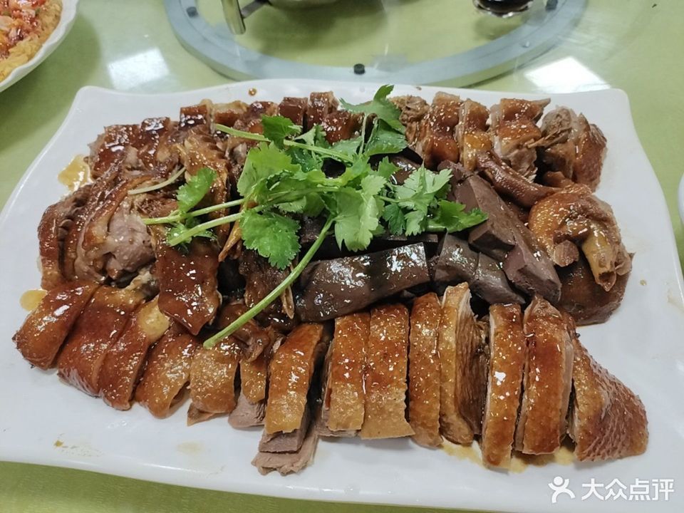 陈皮骨/8块推荐菜:天河餐厅位于江门市蓬江区工业路70号(汽配城附近)