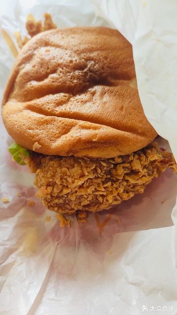 麦当劳(万嘉国际生活广场得来速店)