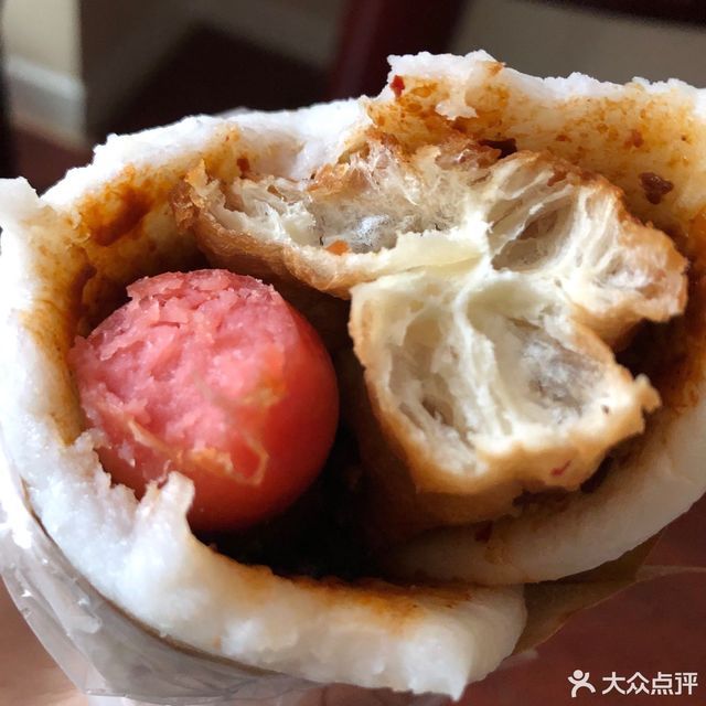 饵块包油条饵块包油条包火腿肠烤饵块分类:餐饮;饵丝饵块;地方菜;特色