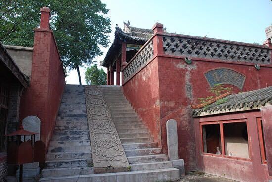 袁家山位于商丘市睢县袁山路264号推荐菜:分类:天然氧吧;景点公园