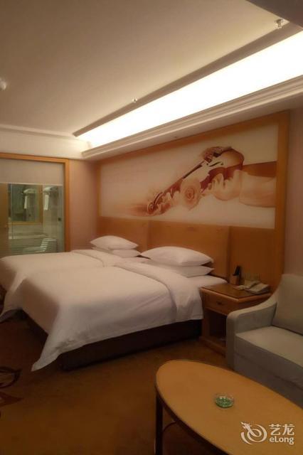 九江市 住宿服务 酒店 > 维也纳酒店(九江快乐城店)