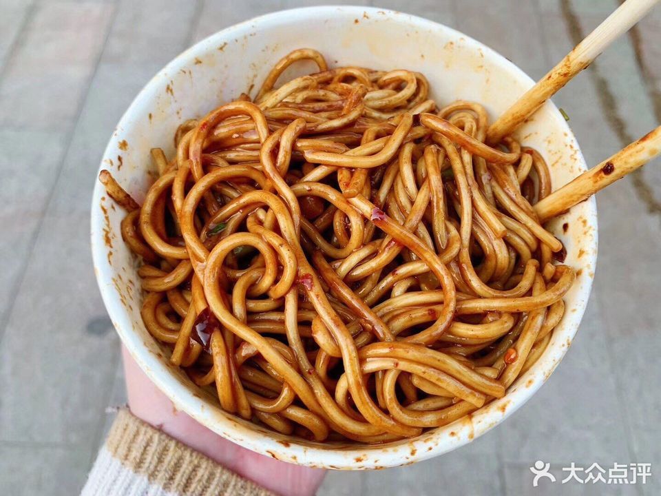 老汉口何记热干面