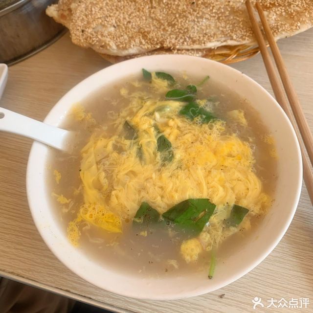 撒汤图片