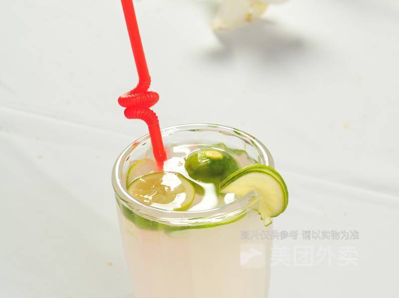 咸柠檬七喜图片