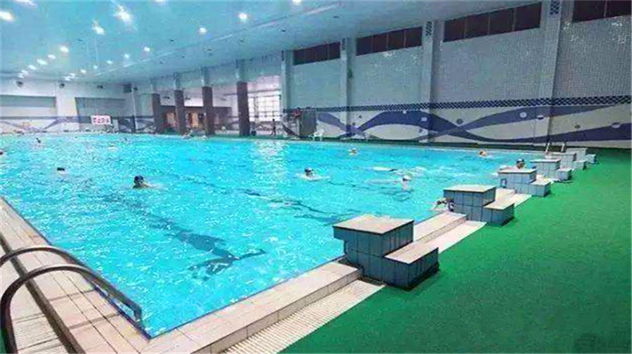 五洲强仔俱乐部-温泉游泳馆位于郑州市金水区东风路与天明路交叉口