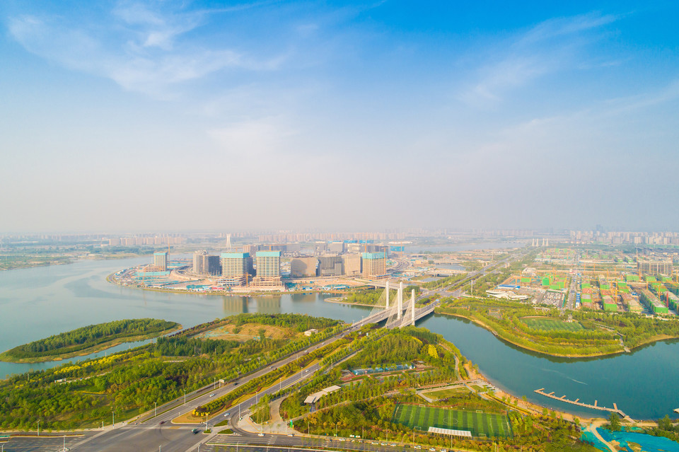            新郑龙湖城市湿地公园