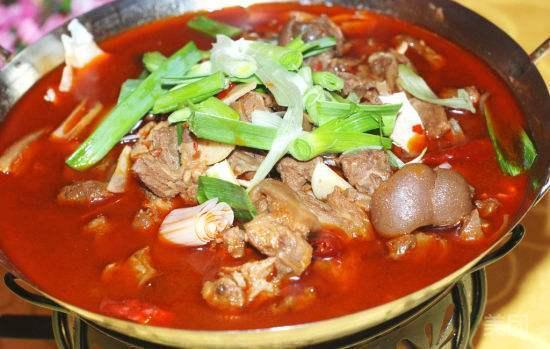 驴肉火锅大锅图片