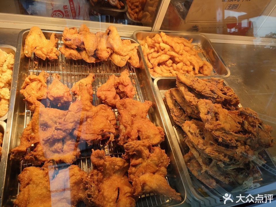 北京市 餐饮服务 餐馆 > 永顺炸鸡(八大处店)推荐菜:分类:餐馆;餐饮