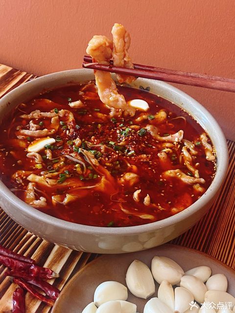 红油水煮肉片图片