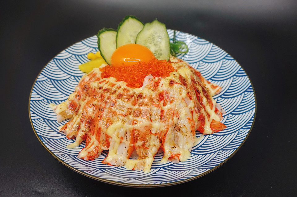 推荐菜:一饭日式海鲜丼·丼饭日料(泰禾广场店)位于泉州市石狮市泰禾