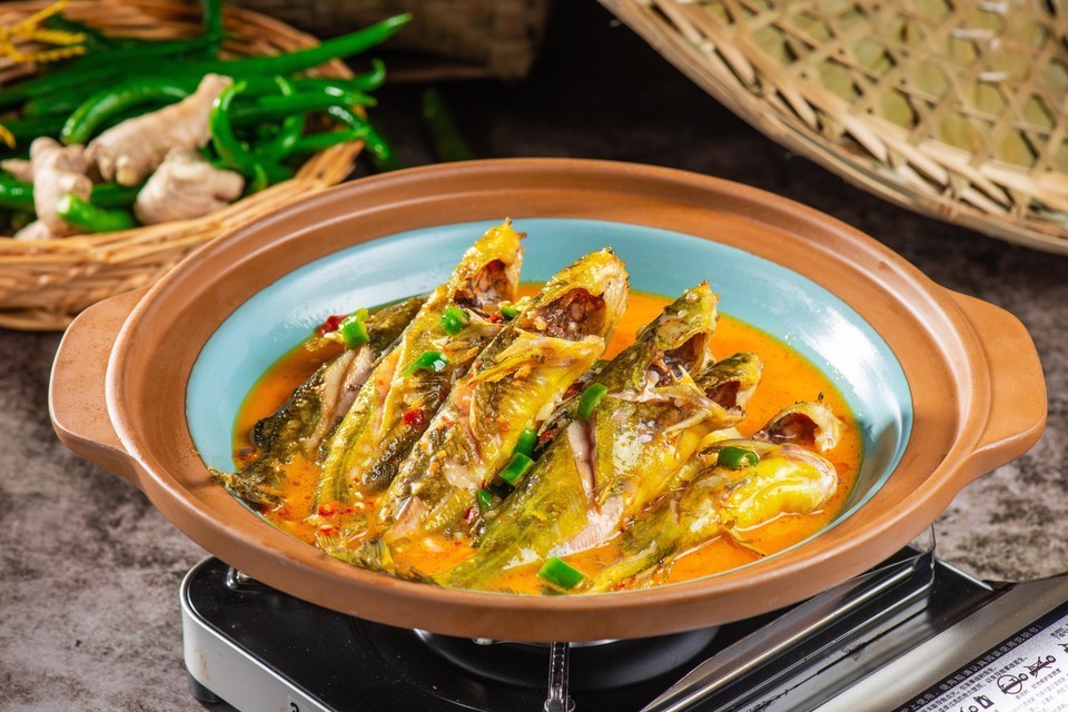 黄焖黄骨鱼图片