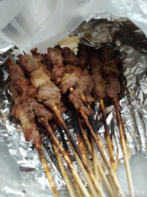 新疆玫瑰花烤羊肉串伦教店