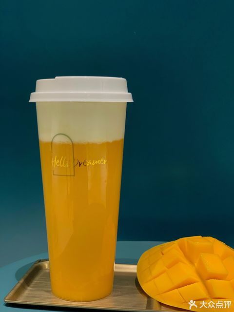 芒果芝士奶盖茶图片
