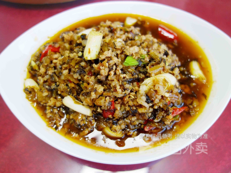 酸菜肉沫盖饭图片